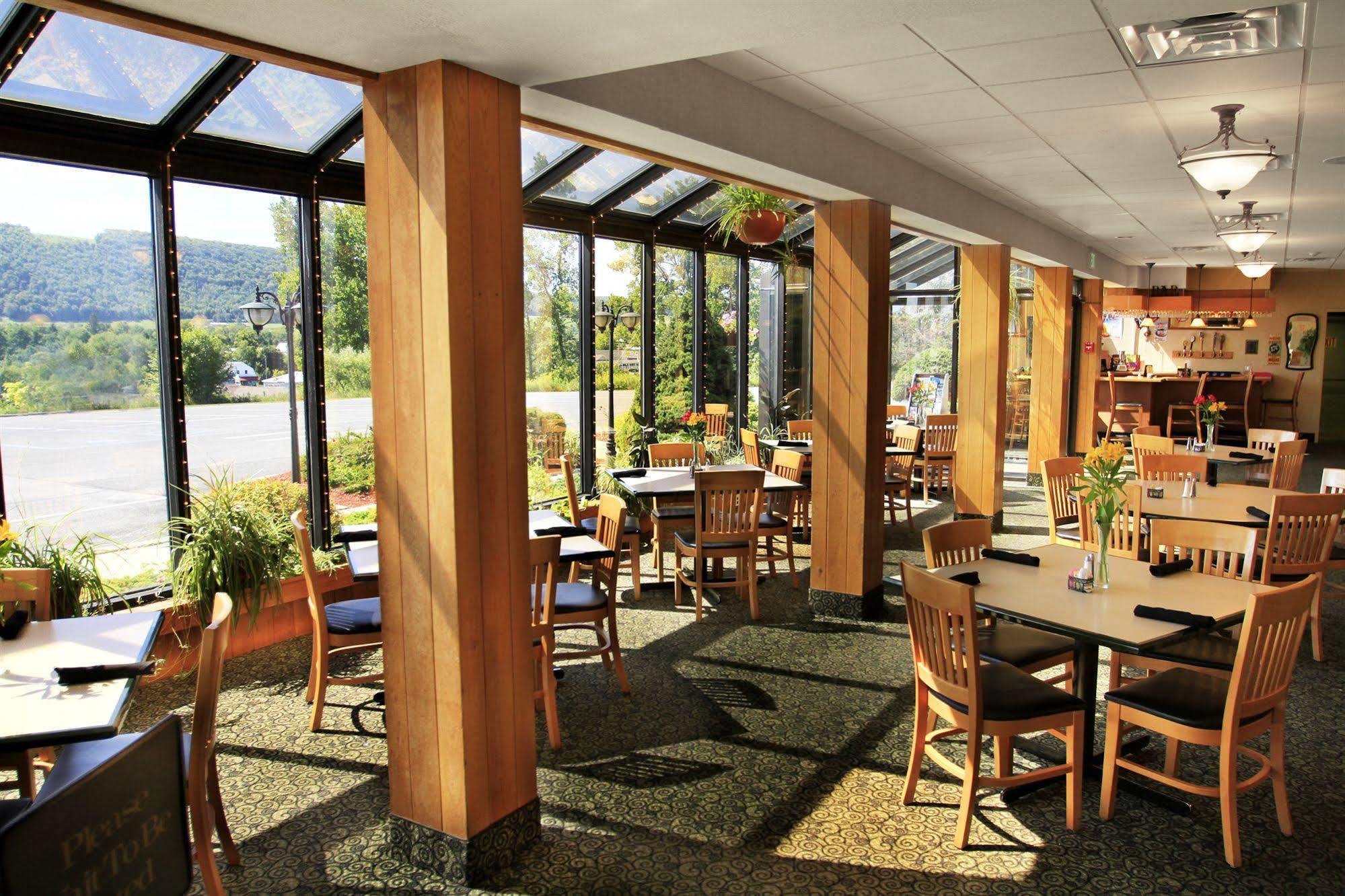 The Inn At Cobleskill 外观 照片